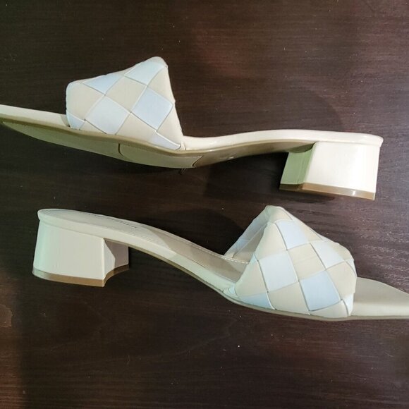 Marc Fisher Casper Block Heel Sandal (Women) -10M - Picture 4 of 4